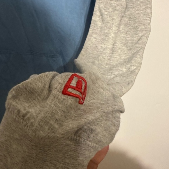 NFL Houston Oilers Red and Light Blue Shirt - Picture 8 of 9